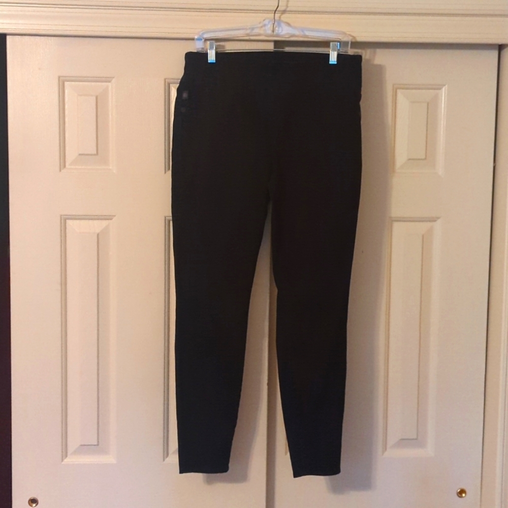 Like new Rock & Republic jeggings